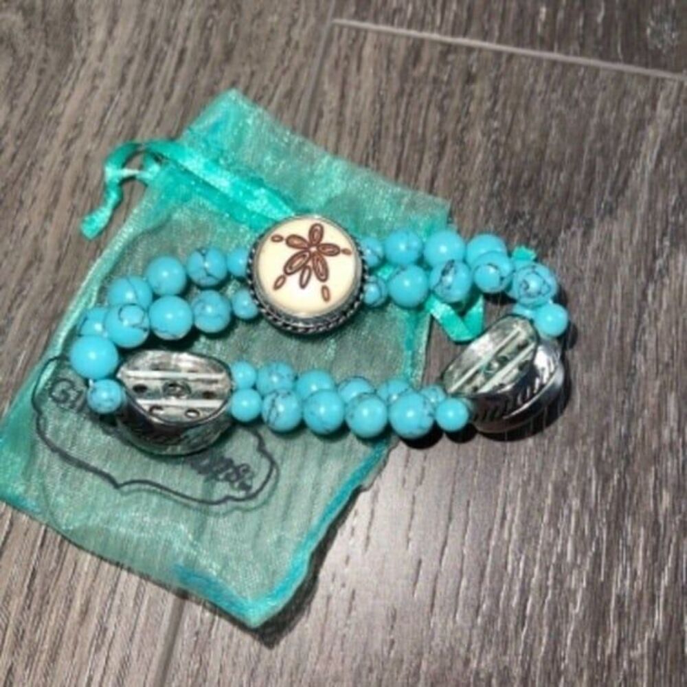 NEW Gingersnaps turquoise beaded bracelet